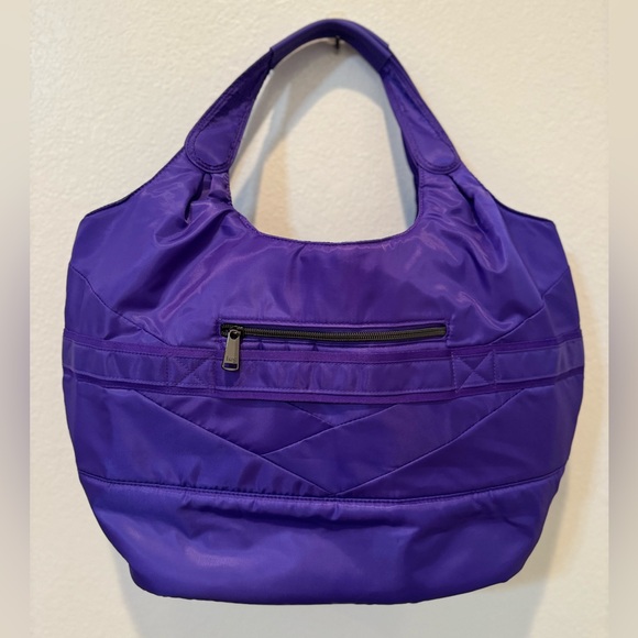 Lug Bag | Lug Gondola SE Tote in Violet - Picture 8 of 12